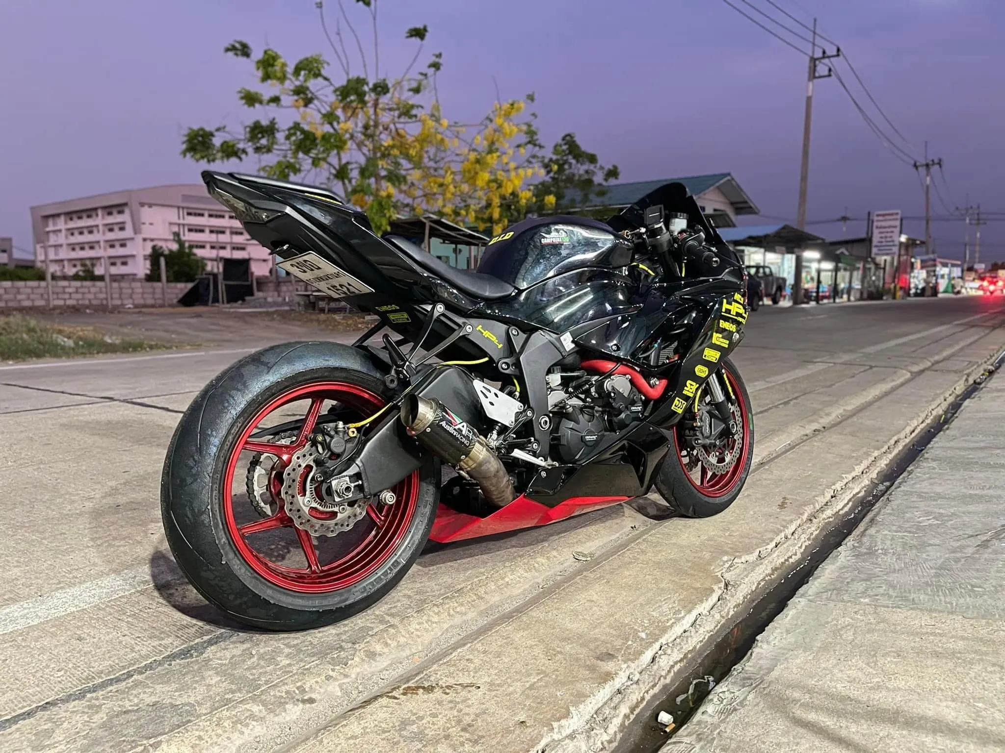 Camp Bike 130 - Motorcycle Shop